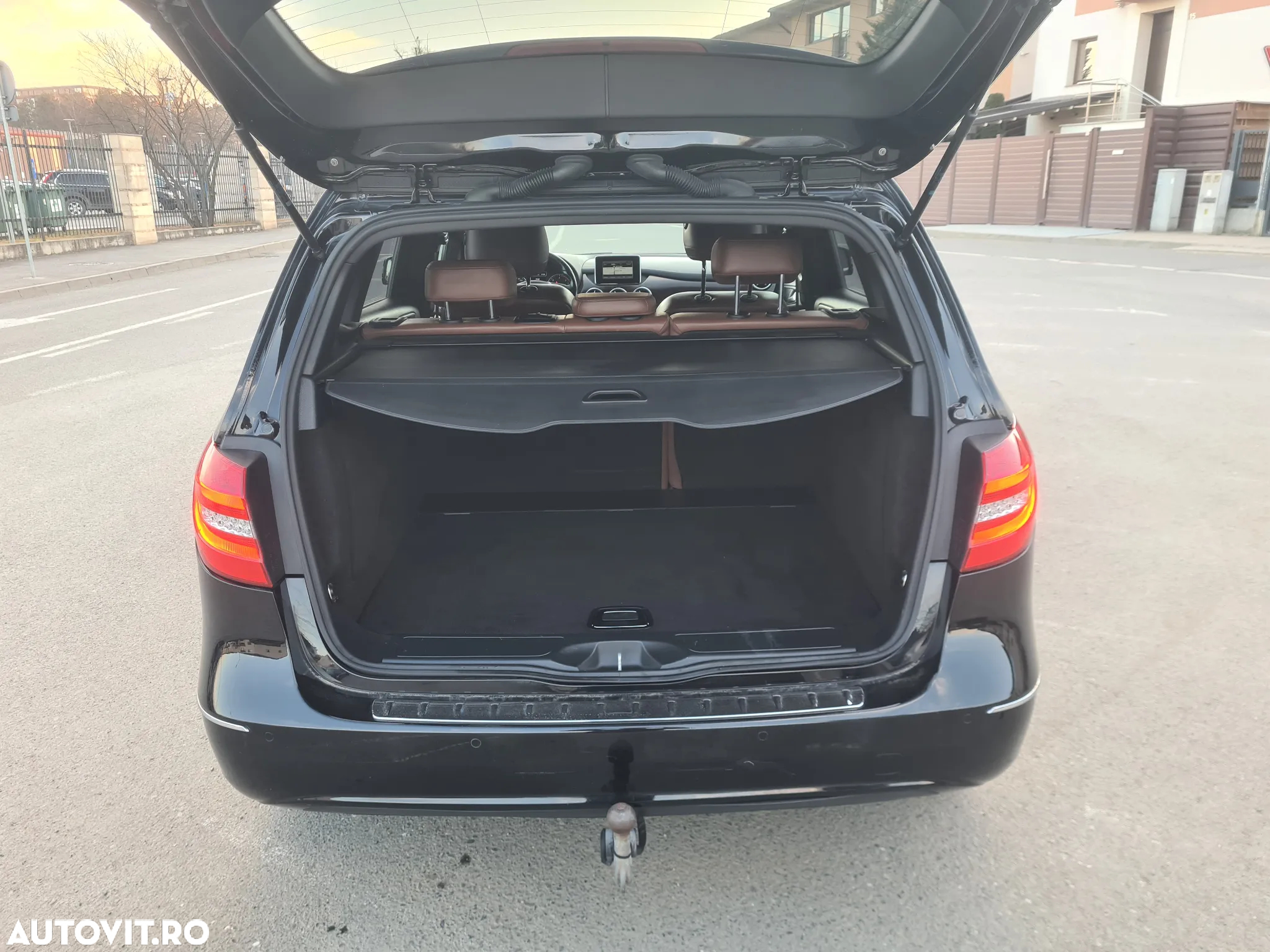 Mercedes-Benz B 200 CDI (BlueEFFICIENCY) 7G-DCT - 26