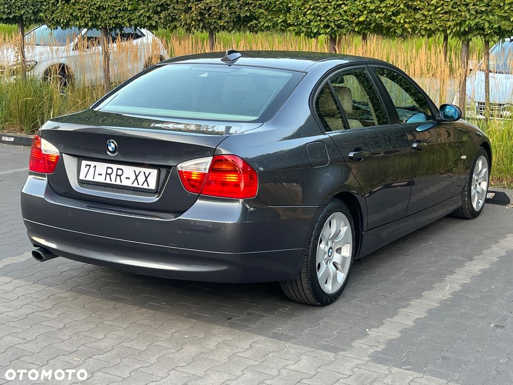 BMW Seria 3 - 8
