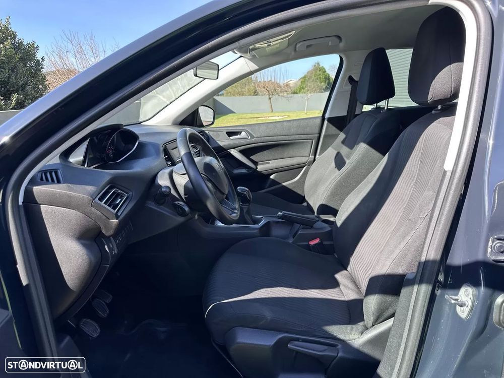 Peugeot 308 1.5 BlueHDi Style - 30