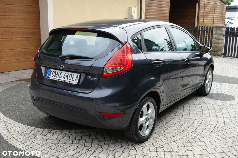 Ford Fiesta - 6