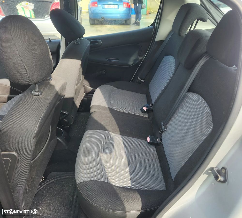 Peugeot 206 1.1 XR Présence - 7