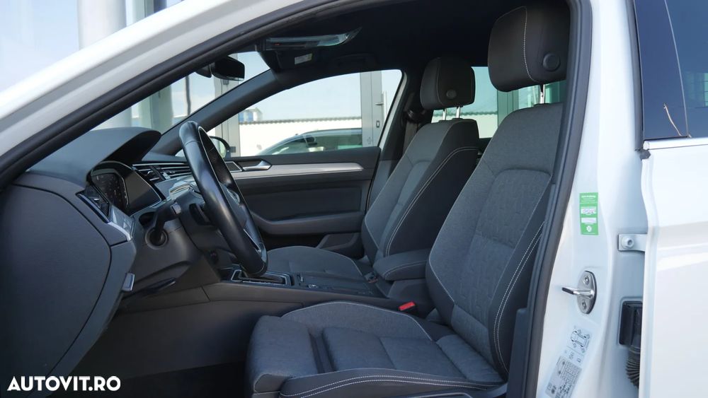 Volkswagen Passat 2.0 TDI SCR DSG Business - 16