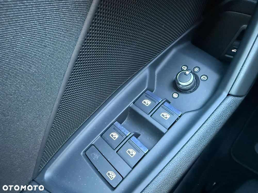 Audi A3 Limousine 35 TFSI mHEV Advanced S tronic - 8