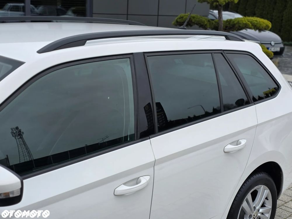 Skoda Fabia 1.0 TSI Ambition Plus - 27