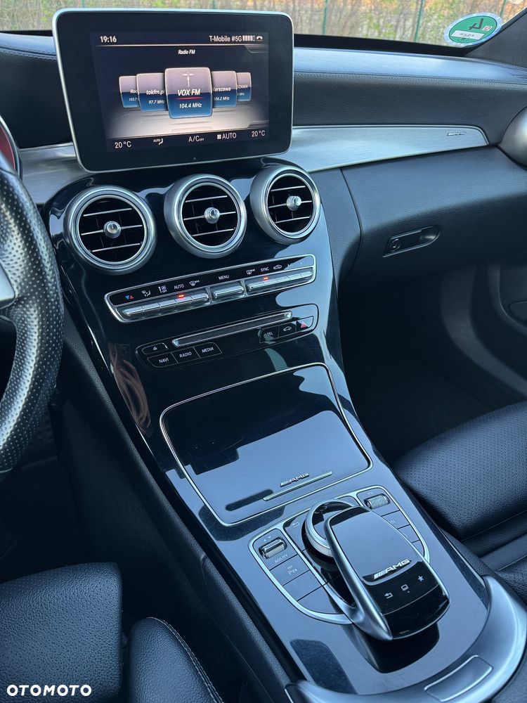 Mercedes-Benz Klasa C 180 7G-TRONIC AMG Line - 27