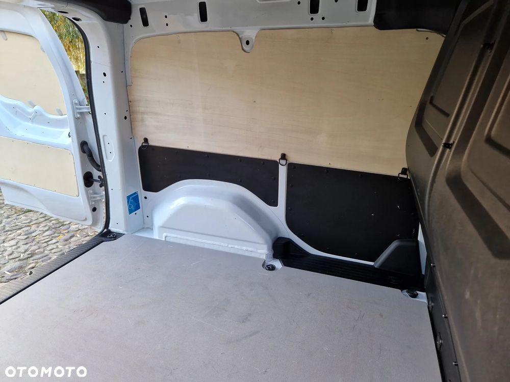 Nissan Townstar - 16