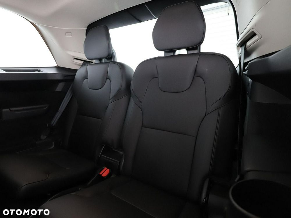 Volvo XC 90 B5 D AWD Momentum 7os - 41
