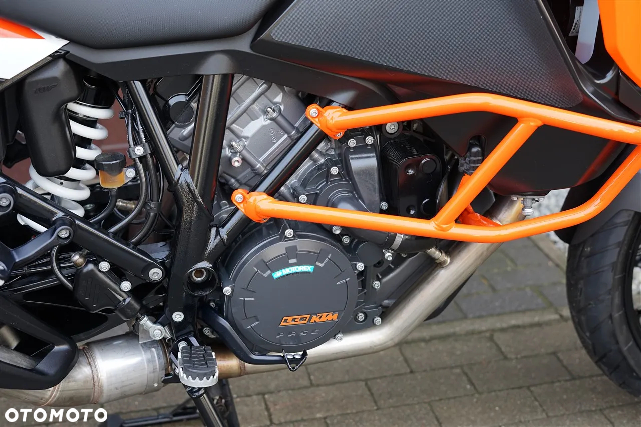 KTM Super Adventure - 11