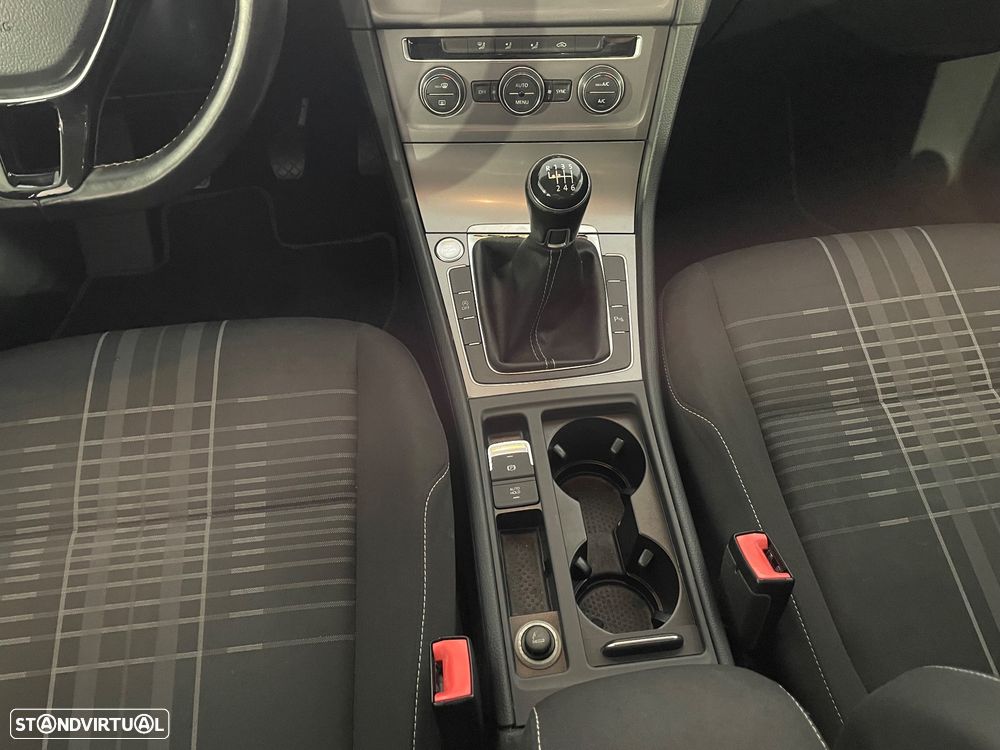 VW Golf 1.2 TSi BlueMotion Lounge - 11