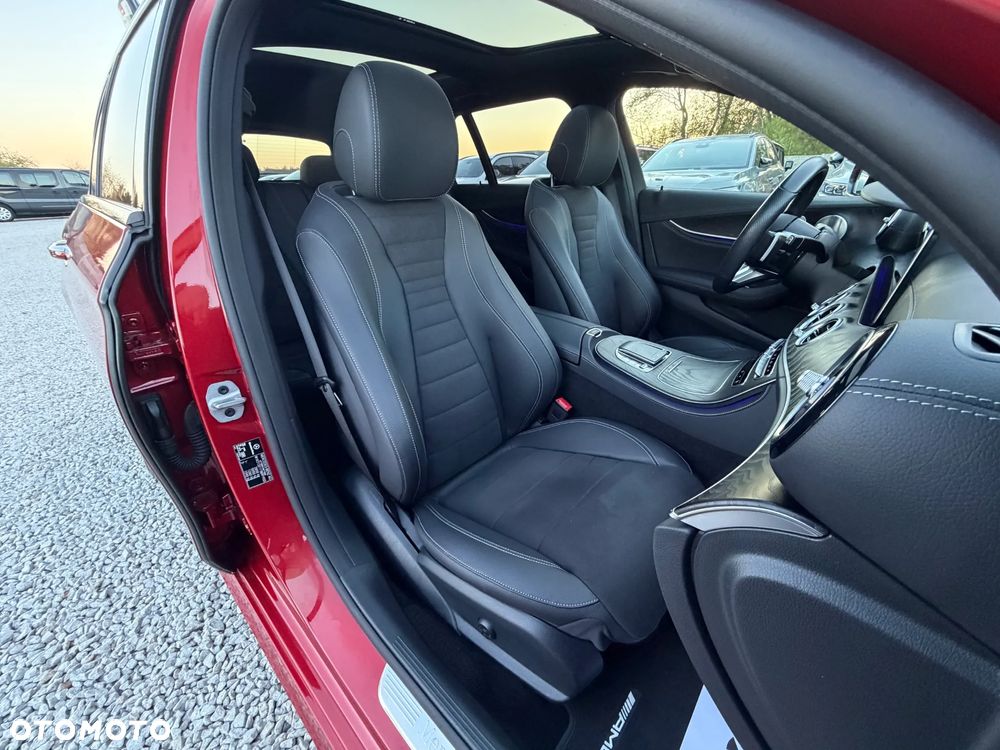 Mercedes-Benz Klasa E 300 de PHEV 4-Matic AMG 9G-Tronic - 36