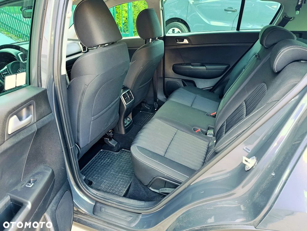 Kia Sportage - 12