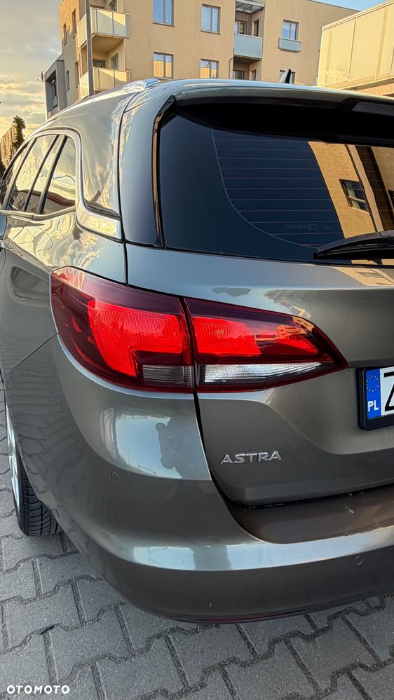 Opel Astra 1.6 D (CDTI) Automatik Innovation - 12