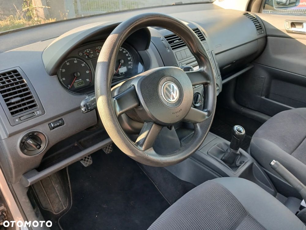 Volkswagen Polo 1.2 12V Comfortline - 5