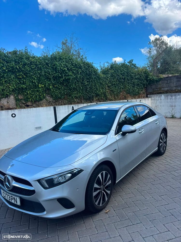 Mercedes-Benz A 250 - 4