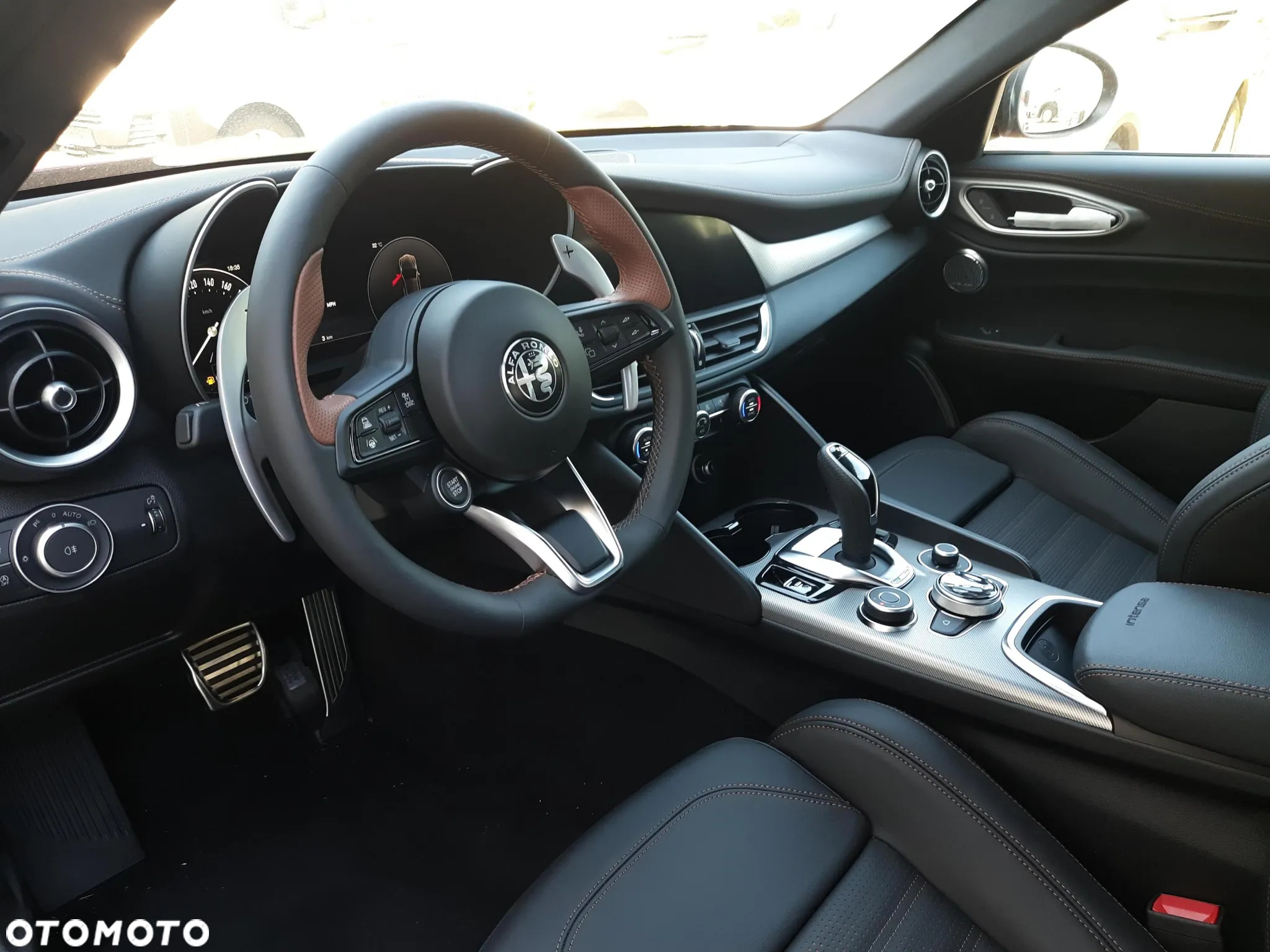 Alfa Romeo Giulia 2.0 Turbo Intensa Q4 - 9