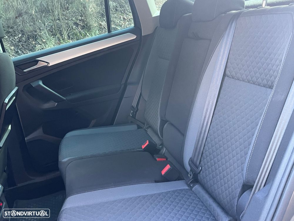 VW Tiguan 1.6 TDI Confortline - 8