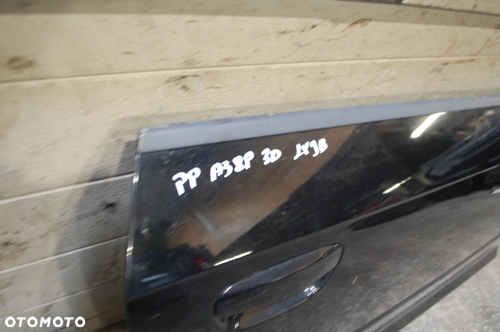 DRZWI PRAWY PRZÓD PRZEDNIE PRAWE LY9B AUDI A3 8P 3D - 4
