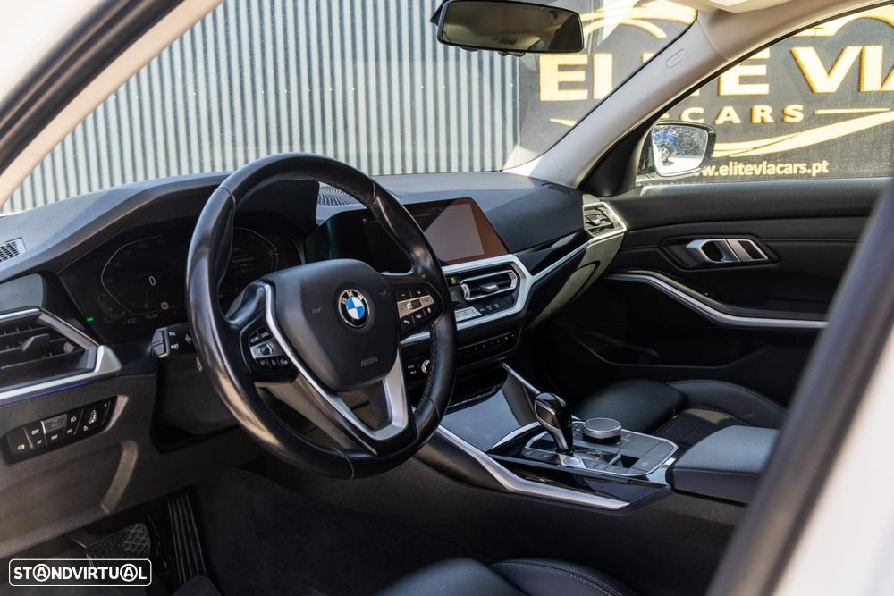 BMW 318 d Line Sport Auto - 33