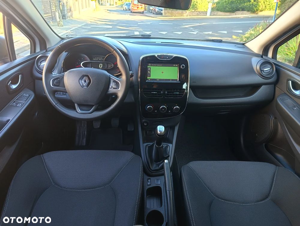 Renault Clio (Energy) dCi 90 Start & Stop INTENS - 17