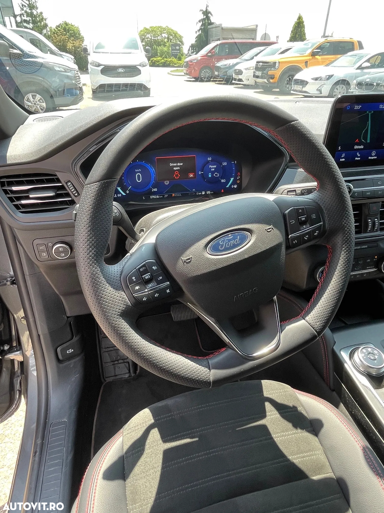 Ford Kuga 2.5 Duratec FWD PHEV ST-Line X - 9