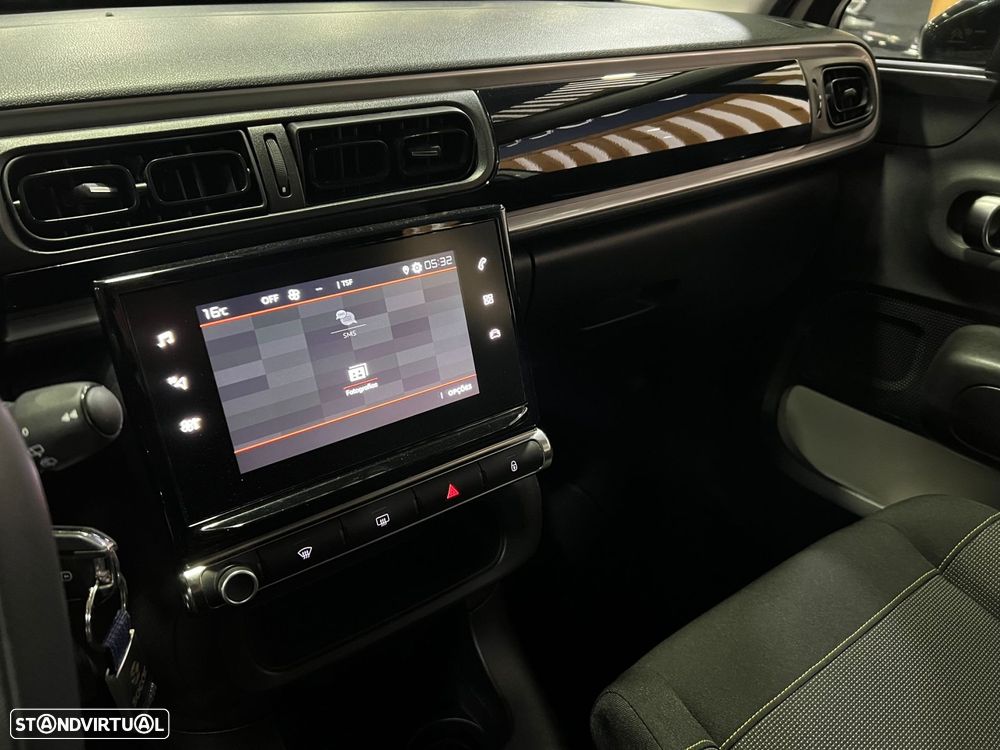 Citroën C3 1.2 PureTech Plus - 20