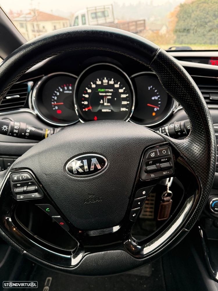 Kia Ceed 1.6 CRDi GT Line - 8