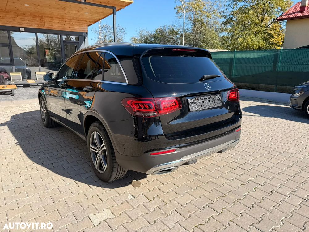 Mercedes-Benz GLC 220 d 4Matic 9G-TRONIC - 4