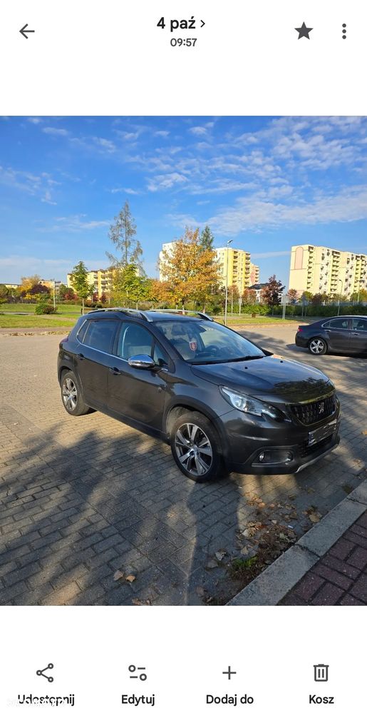 Peugeot 2008 1.2 PureTech Active S&S EAT8 - 17