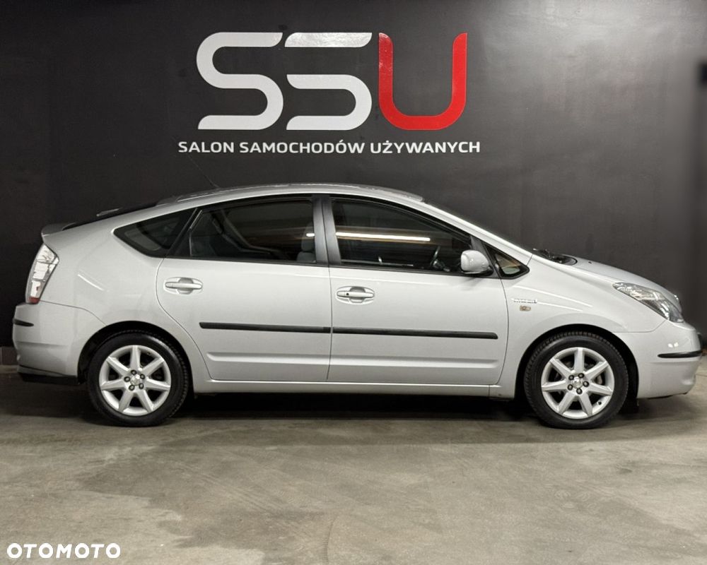Toyota Prius (Hybrid) Sol - 10