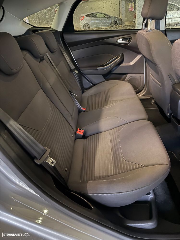 Ford Focus 1.0 EcoBoost Titanium - 8
