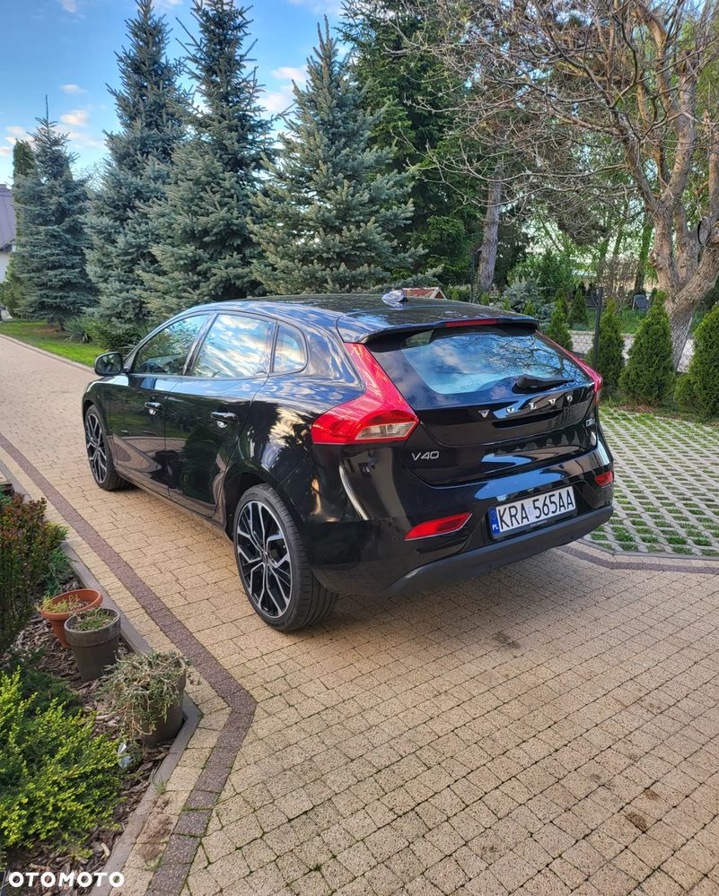 Volvo V40 D2 Drive-E Momentum - 5