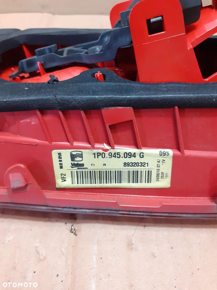 SEAT LEON 2 II LIFT 09-12r LAMPA KLAPY PRAWA TYŁ - 6