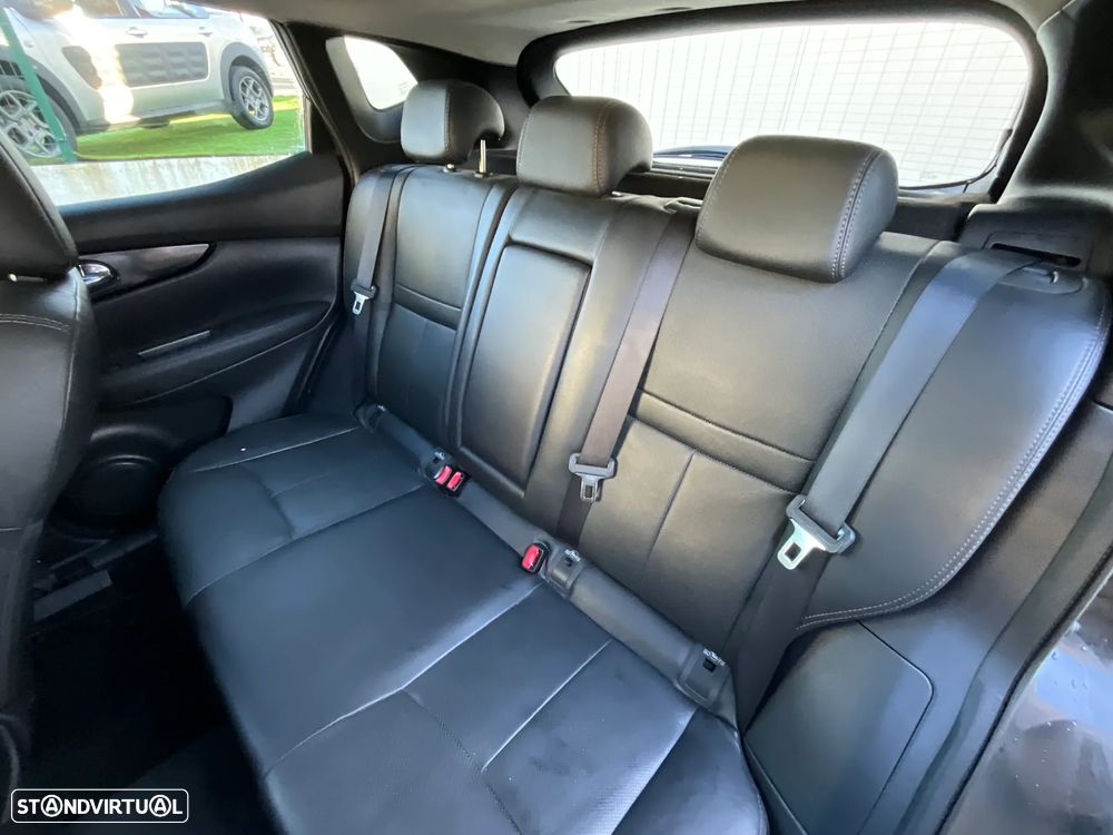 Nissan Qashqai 1.6 dCi ALL-MODE 4x4i TEKNA - 22