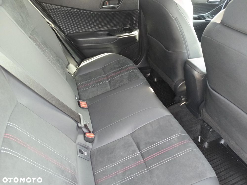 Toyota C-HR 2.0 Hybrid GR Sport - 11