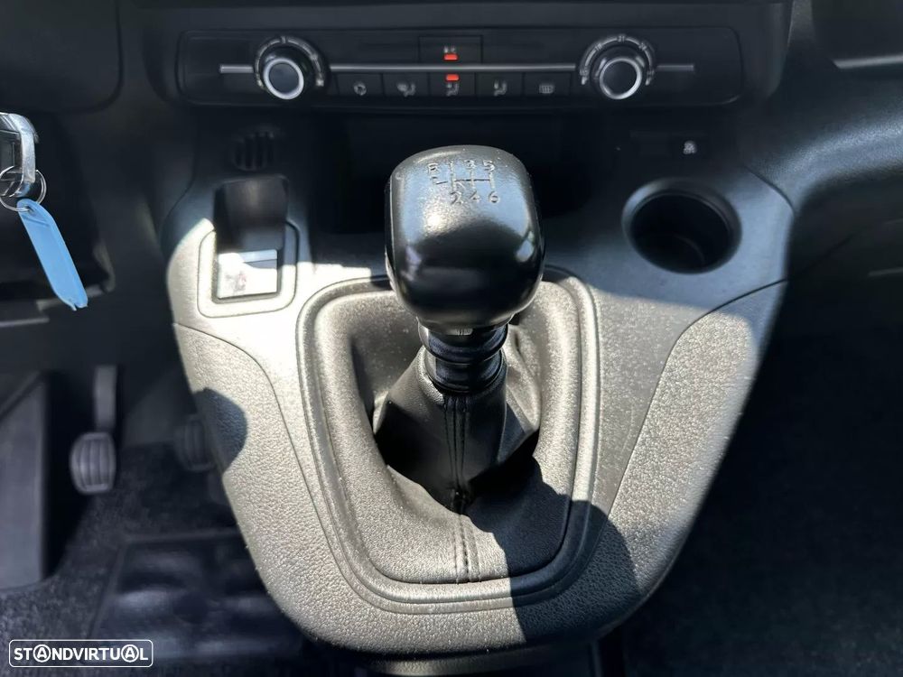 Peugeot partner 1.5 hdi 3 lugares - 28