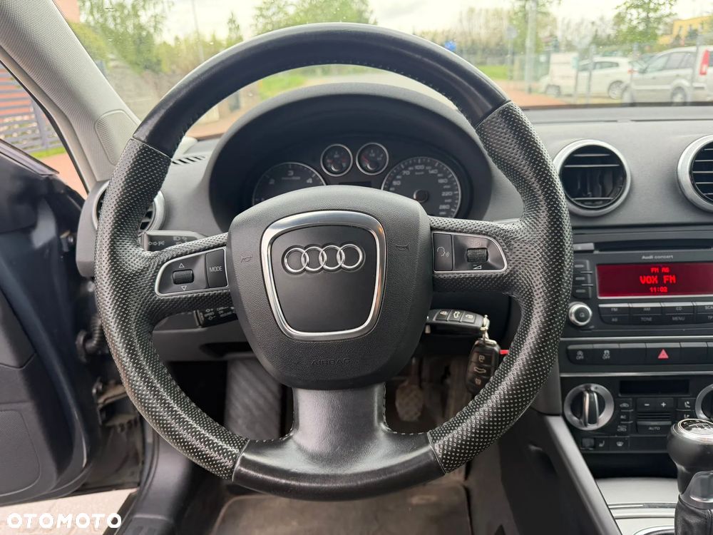 Audi A3 Sportback 2.0 TDI Ambiente - 16