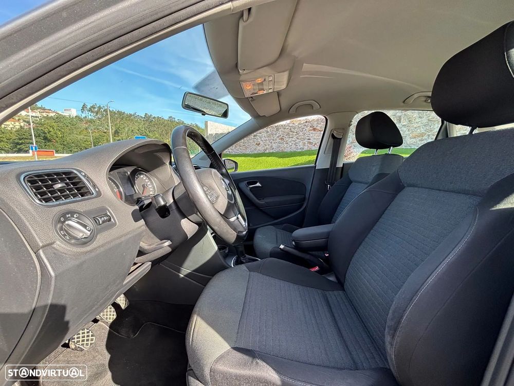VW Polo 1.6 TDI Confortline BlueMotion - 8