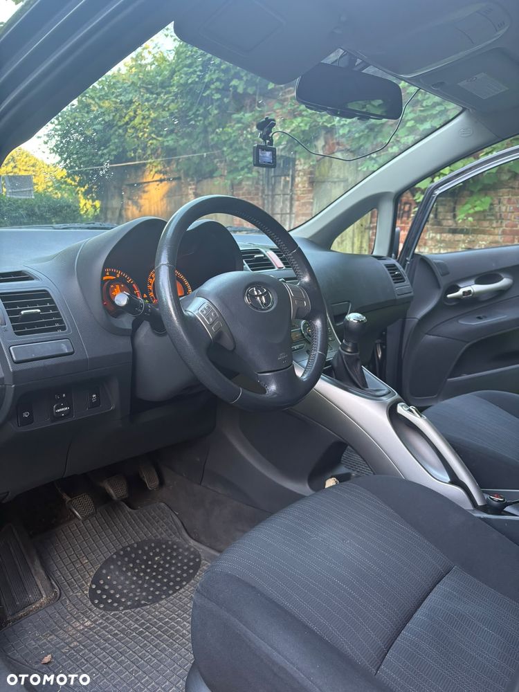 Toyota Auris 1.6 VVT-i Sol - 9