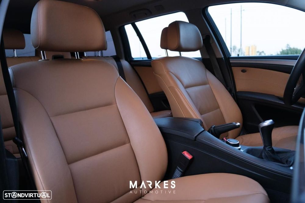 BMW 520 d Executive - 14