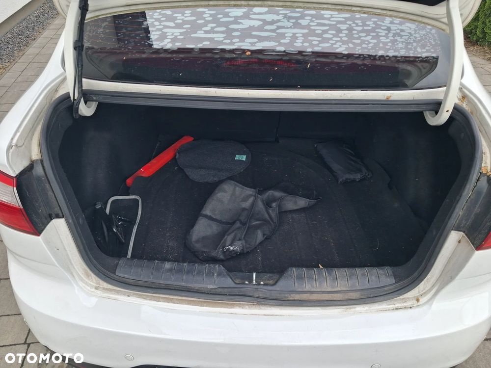 Kia Rio 1.4 M - 5