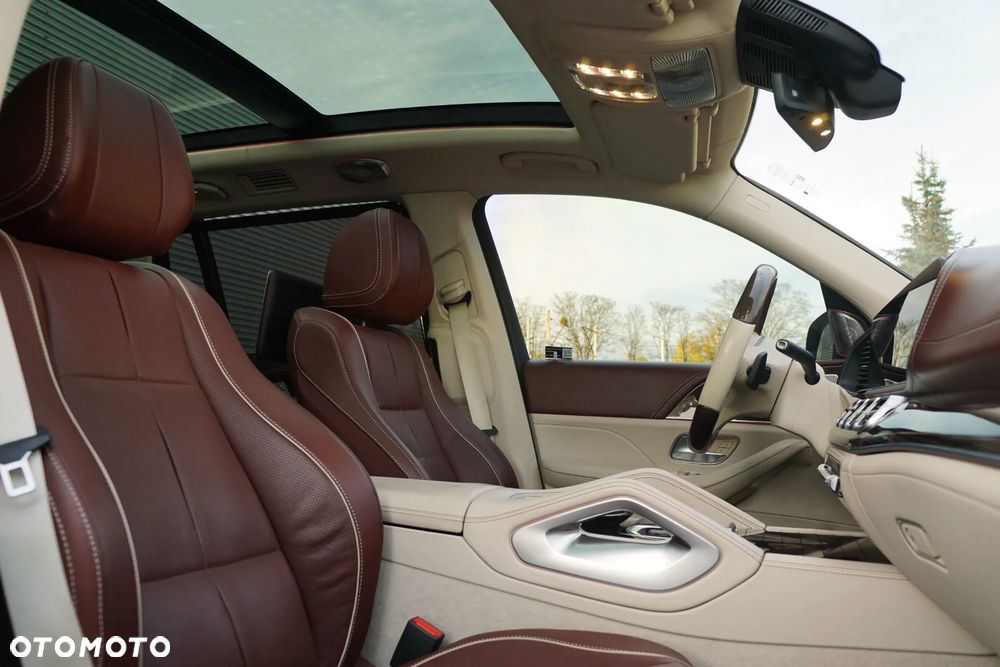 Mercedes-Benz GLS - 16