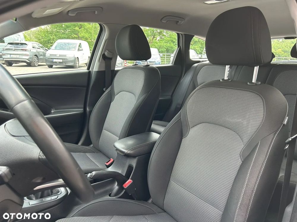 Hyundai i30 1.4 Classic + - 8