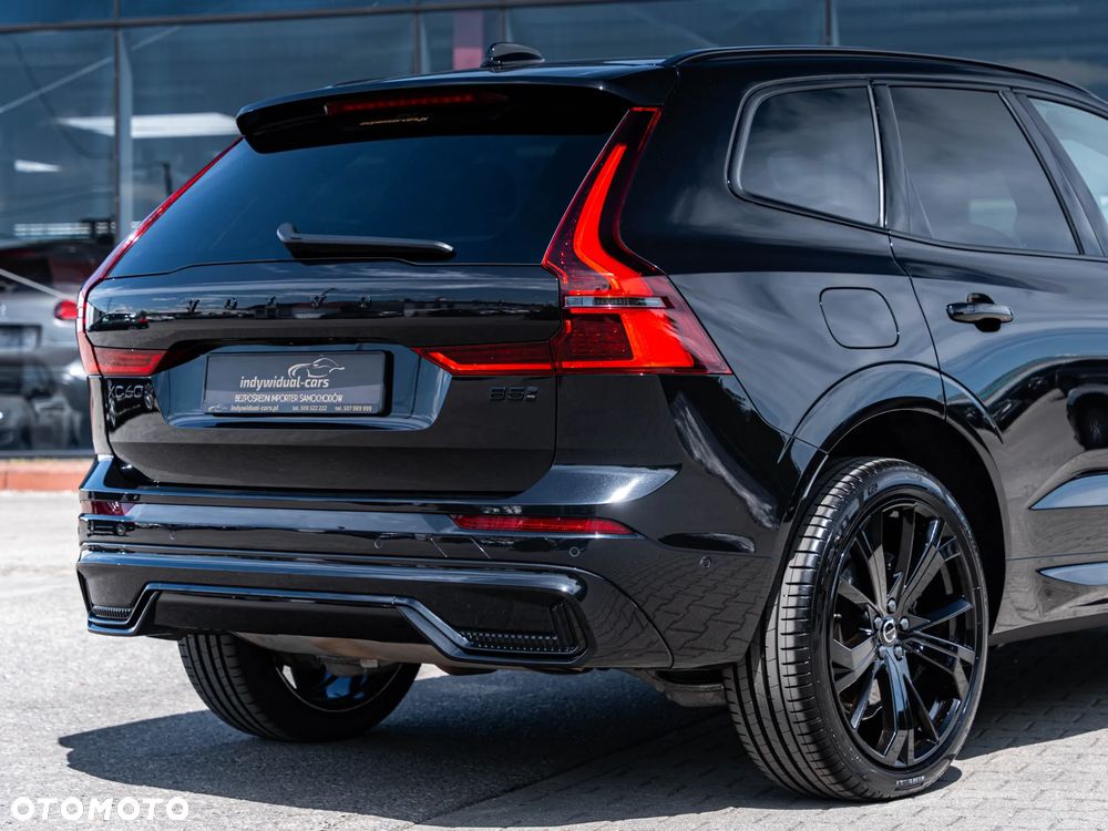 Volvo XC 60 B5 B AWD Plus Dark - 14