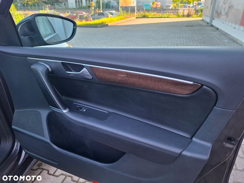 Volkswagen Passat 2.0 TDI Highline DSG - 13