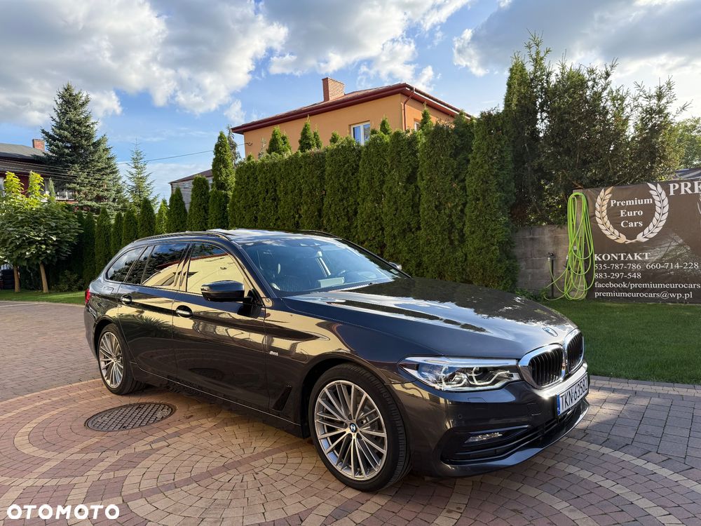 BMW Seria 5 520d Touring Sport Line - 2