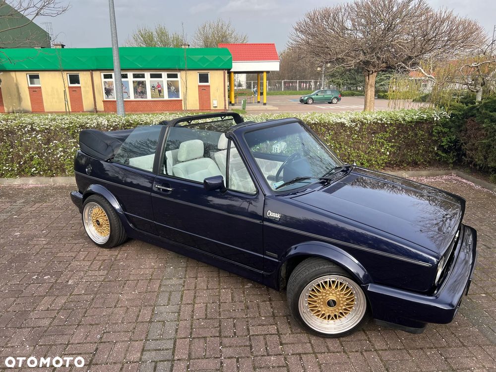 Volkswagen Golf - 11