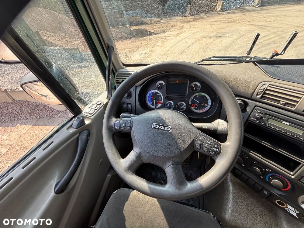 DAF CF85.410 8x4 - 11