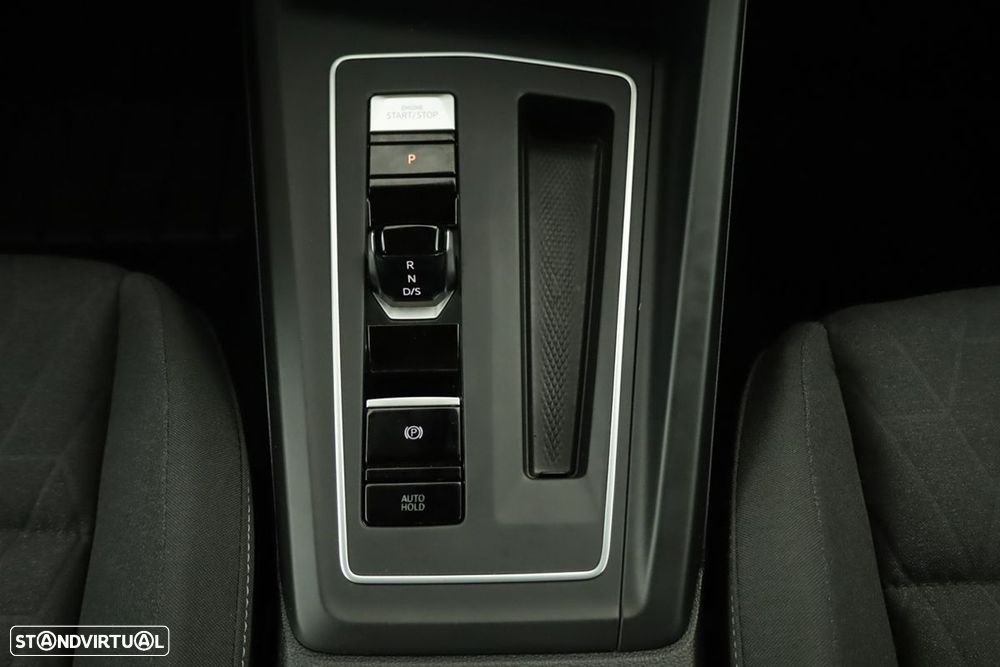 VW Golf 1.5 TSI e-Hybrid Life DSG - 15