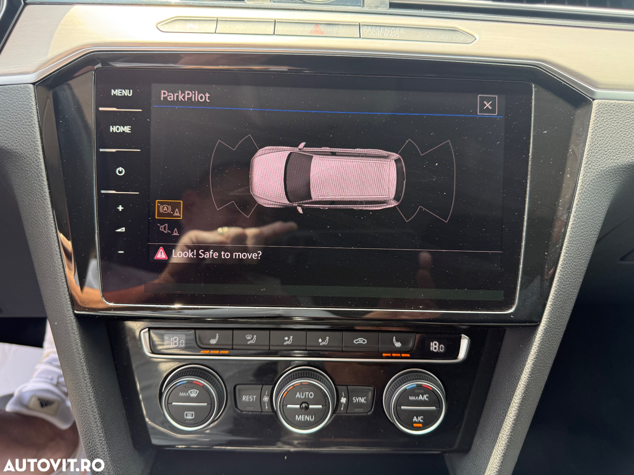 Volkswagen Passat Variant 2.0 TDI DSG 4Motion Highline - 18