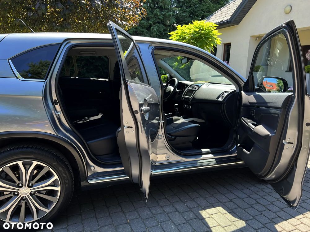 Peugeot 4008 - 5